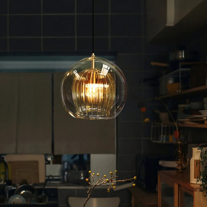 Suspension moderne avec sphère en verre transparent – Image 7